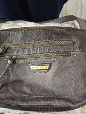 Stone Mountain Accessories Brown Leather Crossbody Hobo Style Bag